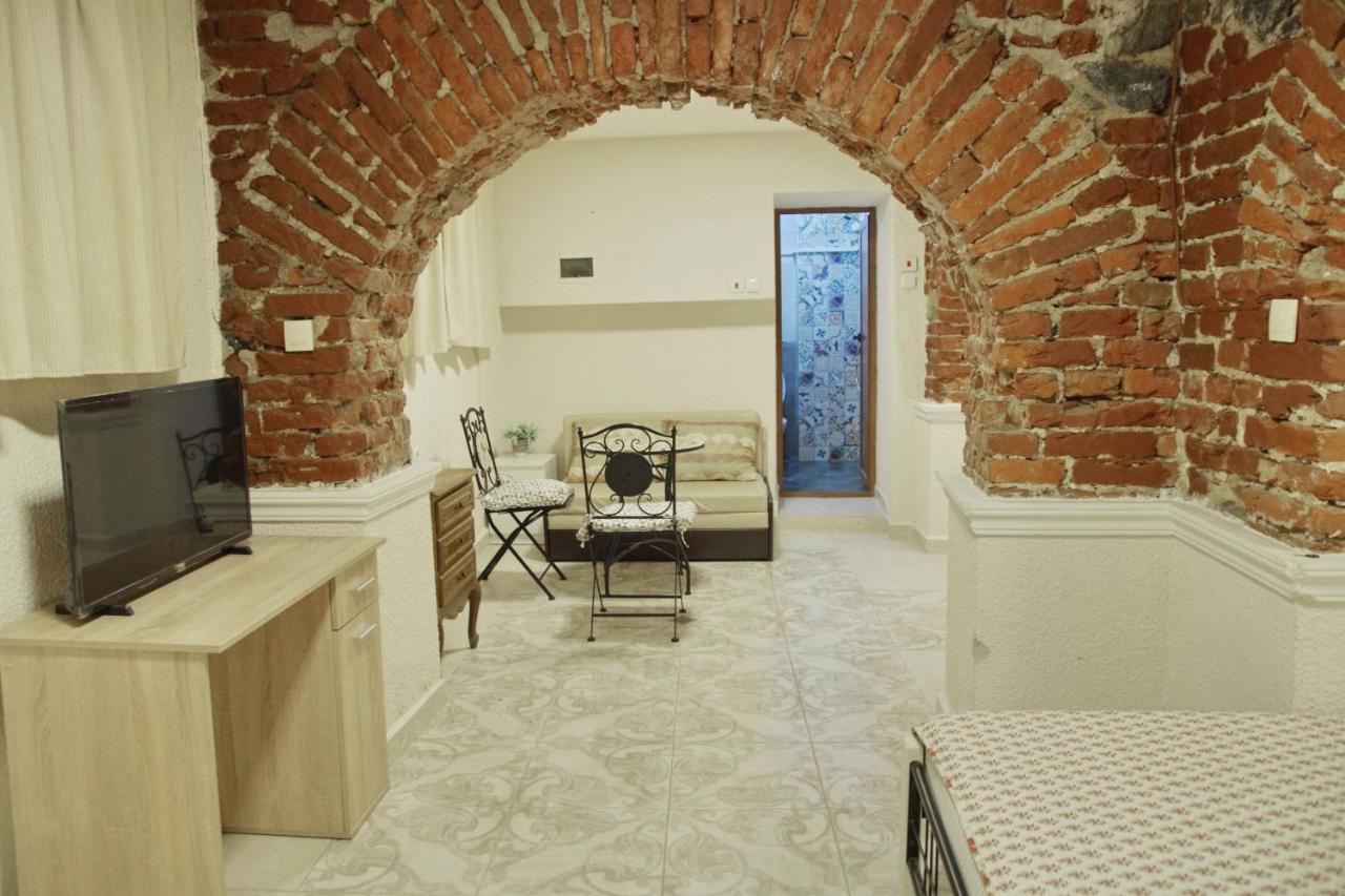 Interhost Guest Rooms And Apartments Sófia Exterior foto
