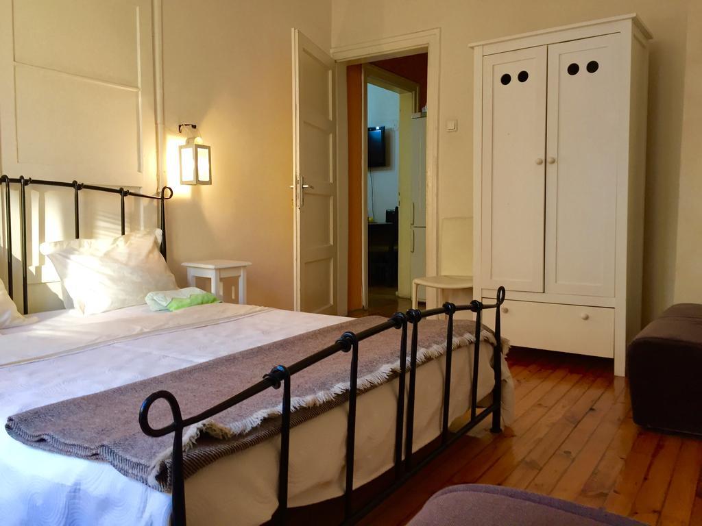 Interhost Guest Rooms And Apartments Sófia Exterior foto